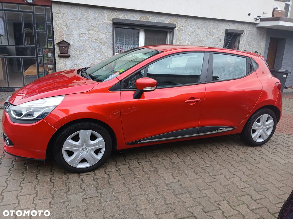 Renault Clio - 2