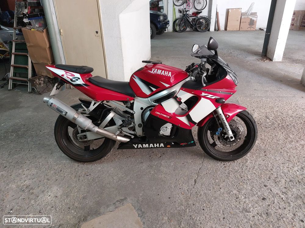 Yamaha YZF R6 - 1