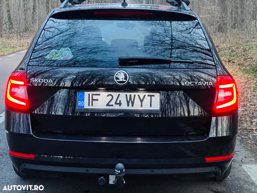 Skoda Octavia Combi Diesel 1.6 TDI DSG Ambition - 15