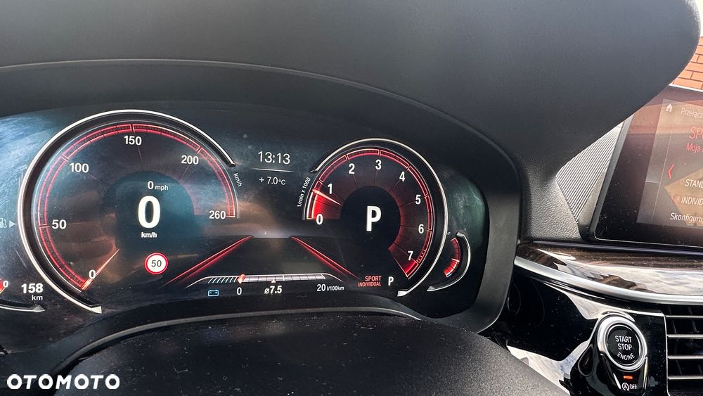 BMW Seria 5 530i xDrive Sport Line sport - 28