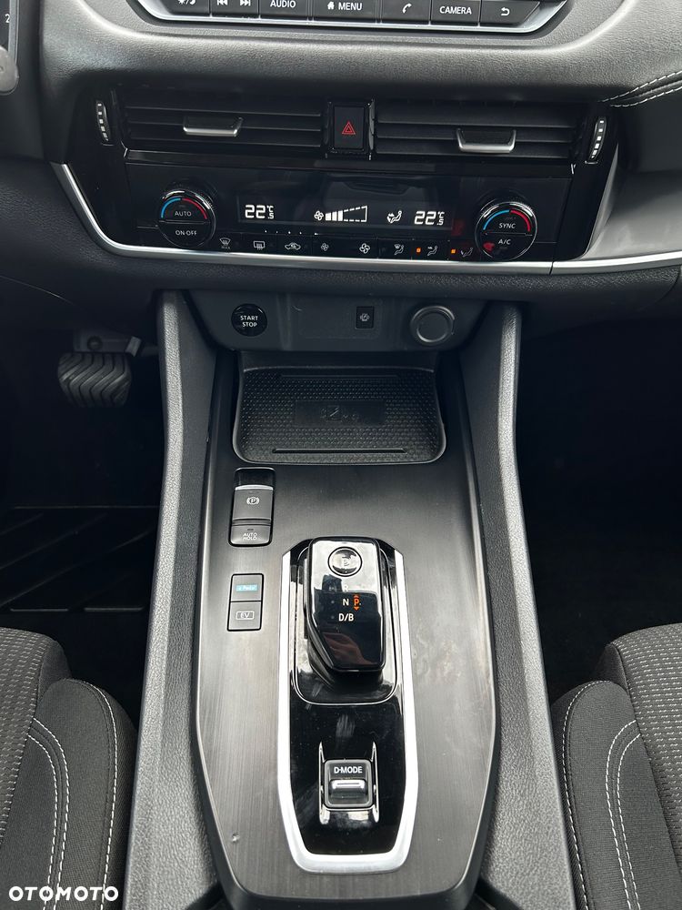 Nissan Qashqai 1.5 e-POWER N-Connecta - 32