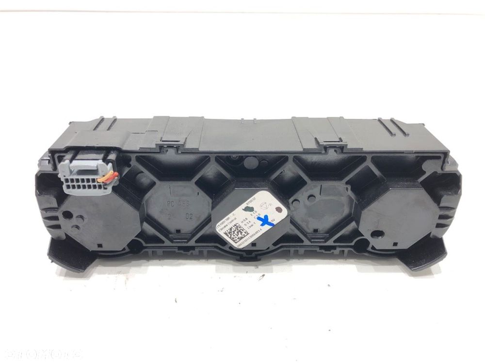 PANEL STEROWANIA NAWIEWU  RENAULT CAPTUR II 2020 - 2022 1.0 TCe 90 ECO-G (HFM6) 67 kW [91 KM] - 2
