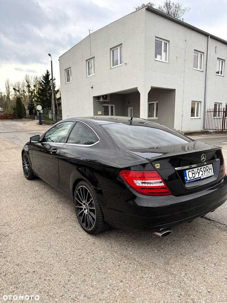 Mercedes-Benz Klasa C 250 CDI BlueEff Sport - 3
