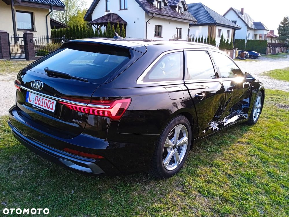 Audi A6 Avant 40 TDI quattro S tronic S line - 14