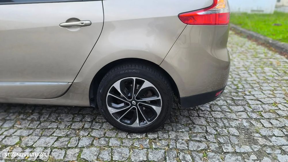 Renault Grand Scénic 1.5 dCi Bose Edition SS - 6