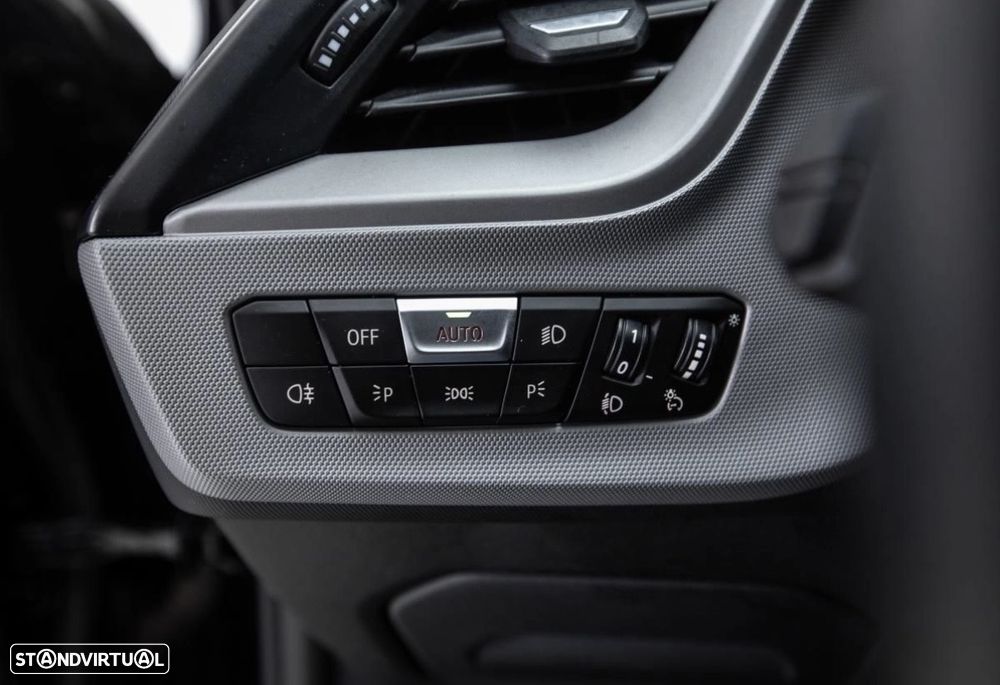 BMW 118 i Auto - 6