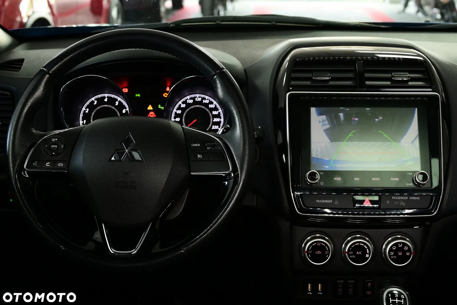 Mitsubishi ASX - 25