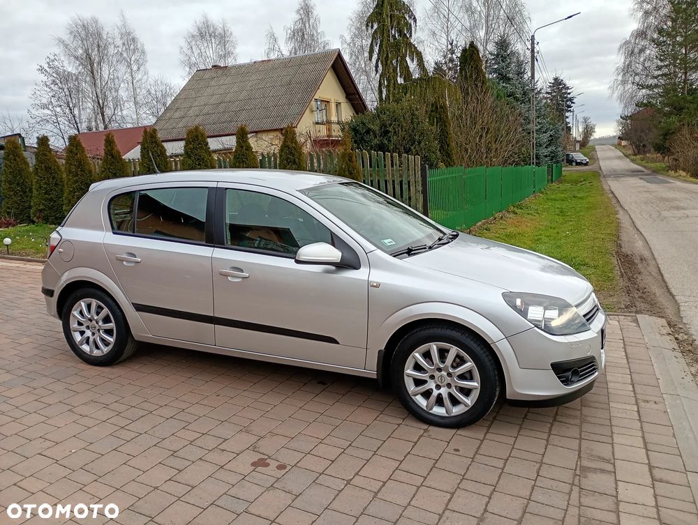 Opel Astra 1.6 Enjoy - 2