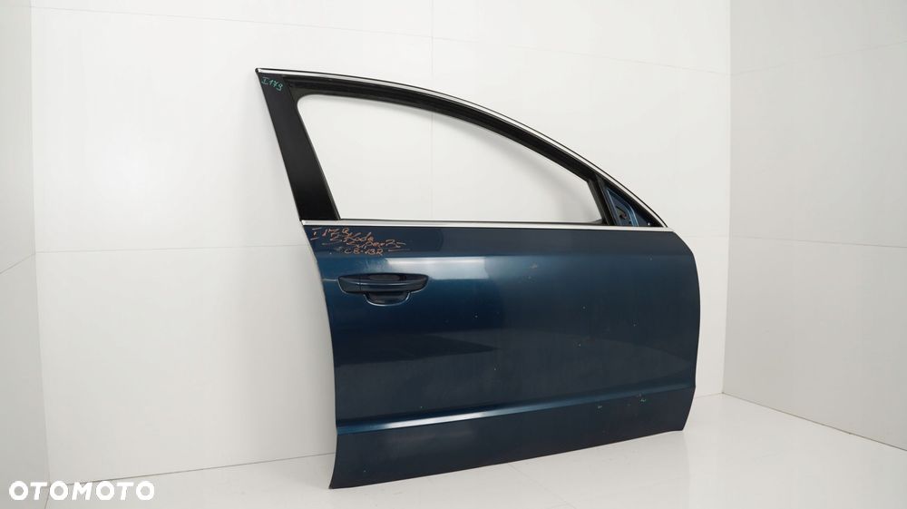 DRZWI PRAWY PRZÓD SKODA SUPERB II 08-13R LW5Q - 12