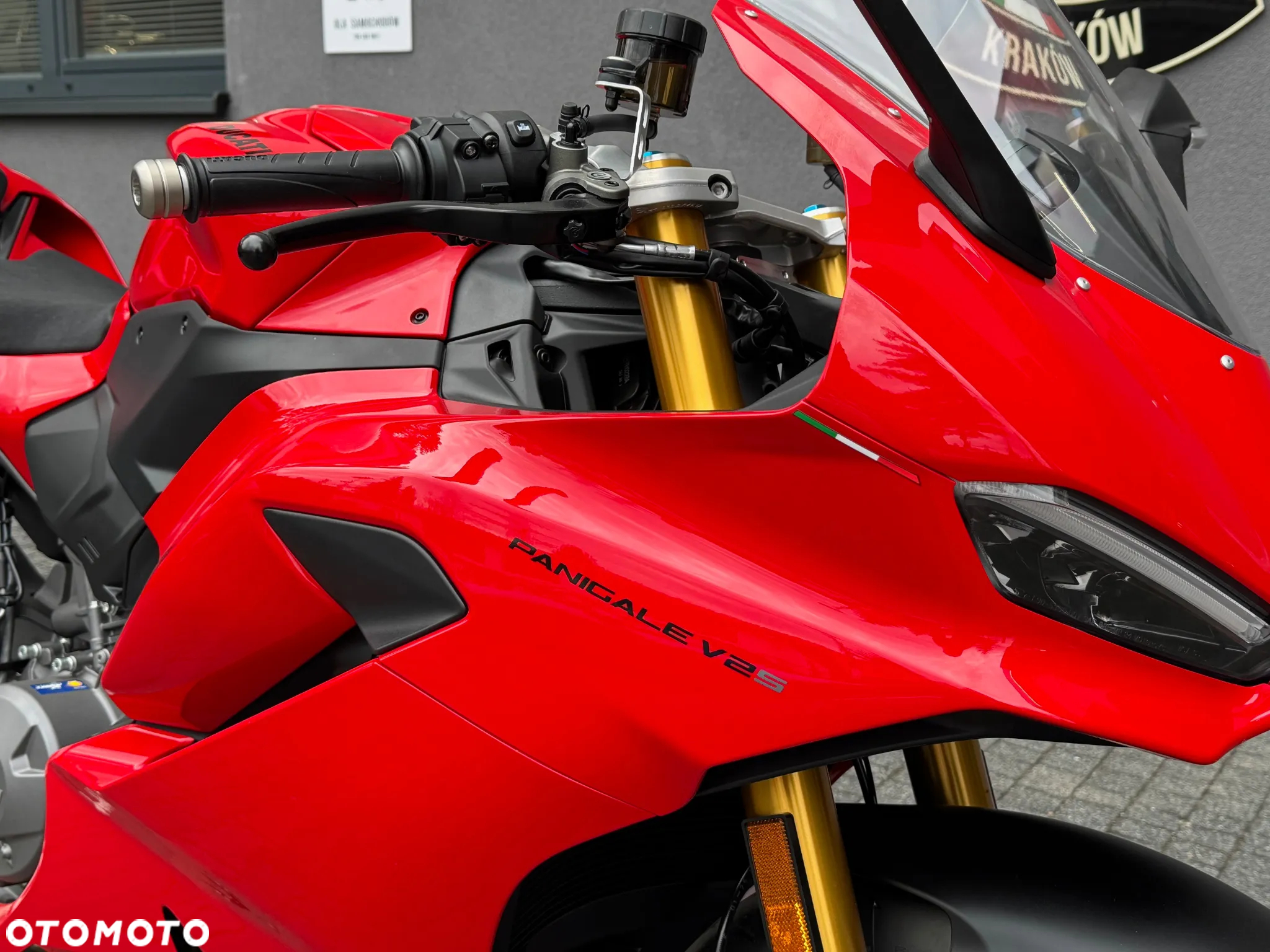 Ducati Panigale V2 - 8