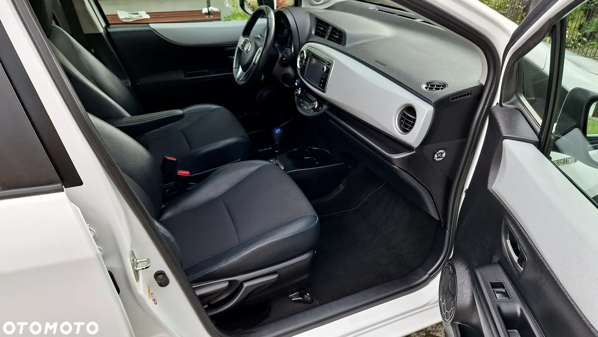 Toyota Yaris Hybrid 1.5 VVT-i Edition 2014 - 29