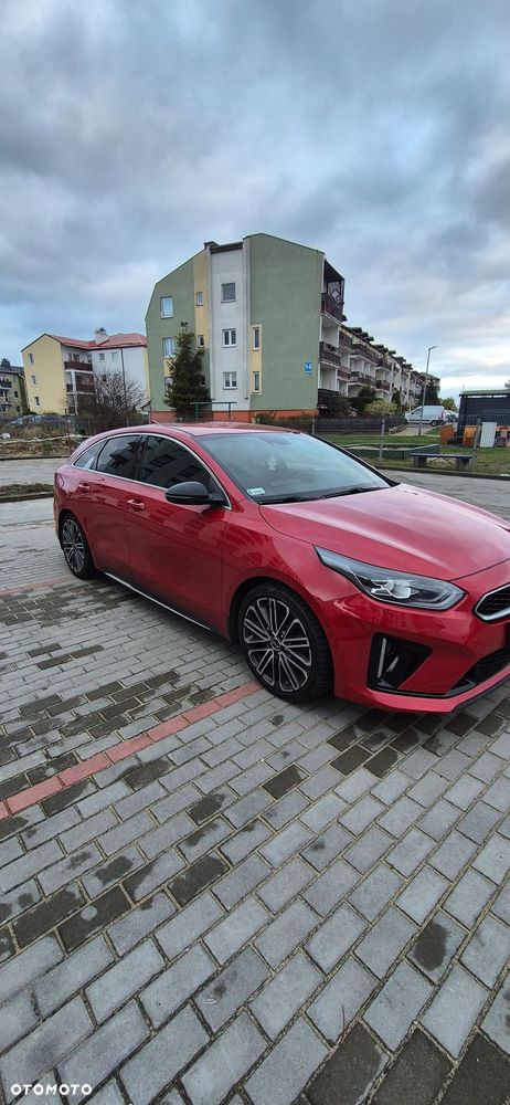 Kia ProCeed - 2
