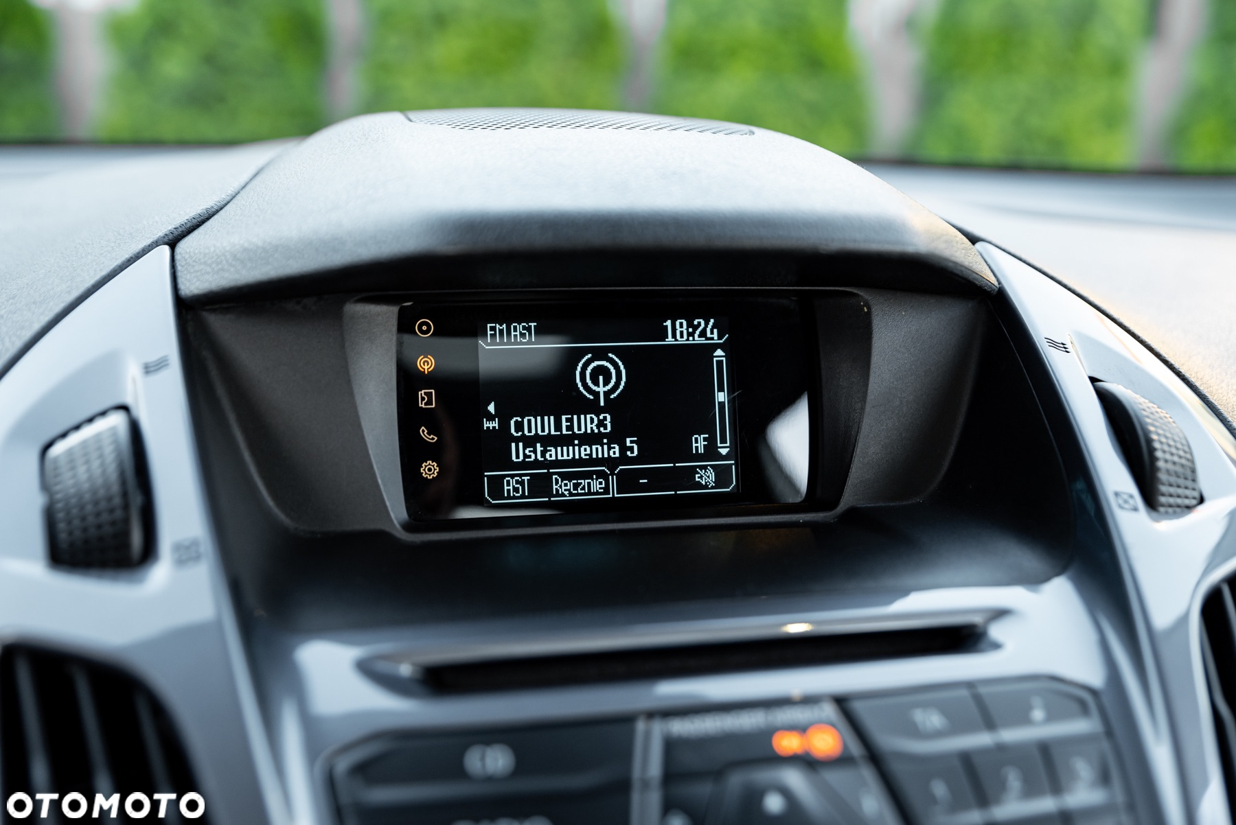 Ford Tourneo Connect 1.0 EcoBoost Start-Stop Trend - 27