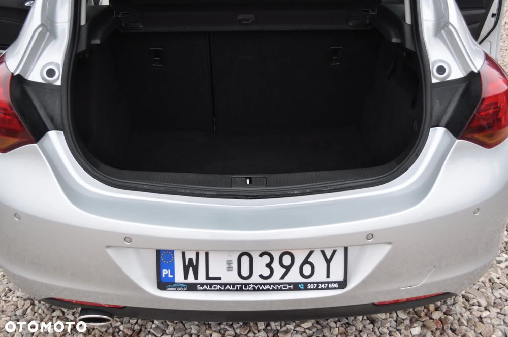 Opel Astra 1.4 Turbo Exklusiv - 25