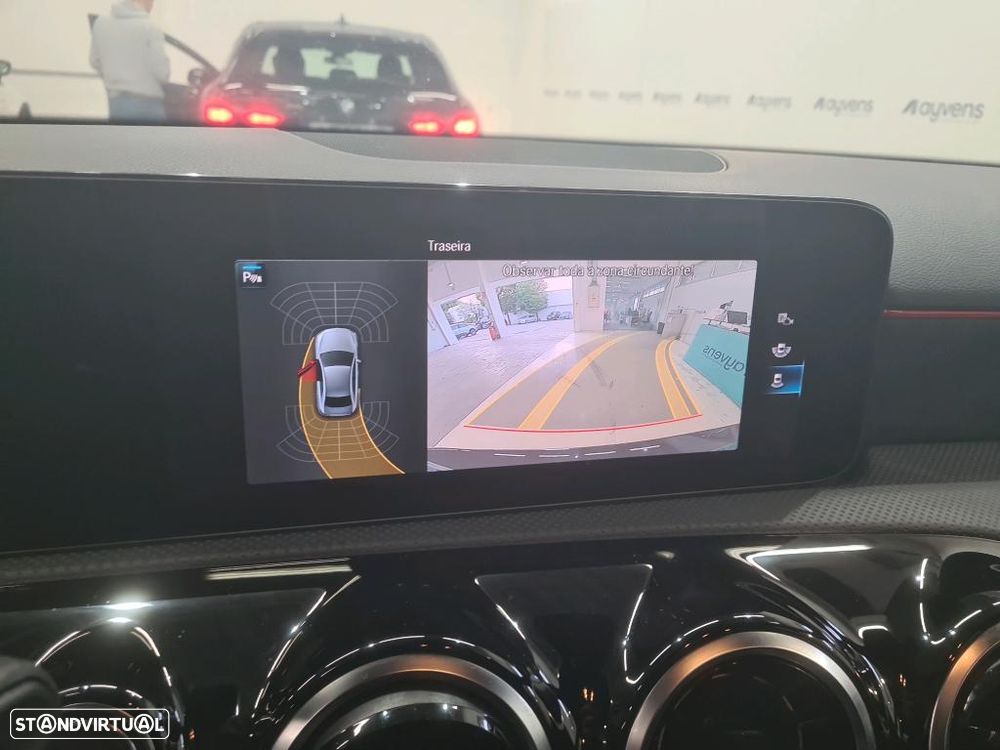 Mercedes-Benz A 250 e AMG Line - 7