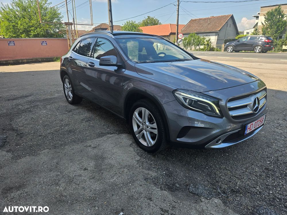Mercedes-Benz CLA 200 d 7G-DCT AMG Line - 2