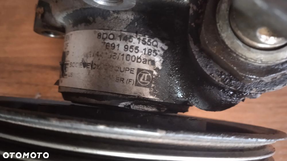 Pompa wspomagania Audi A4 B5 kombi 8d0145155q 7691955185 - 2