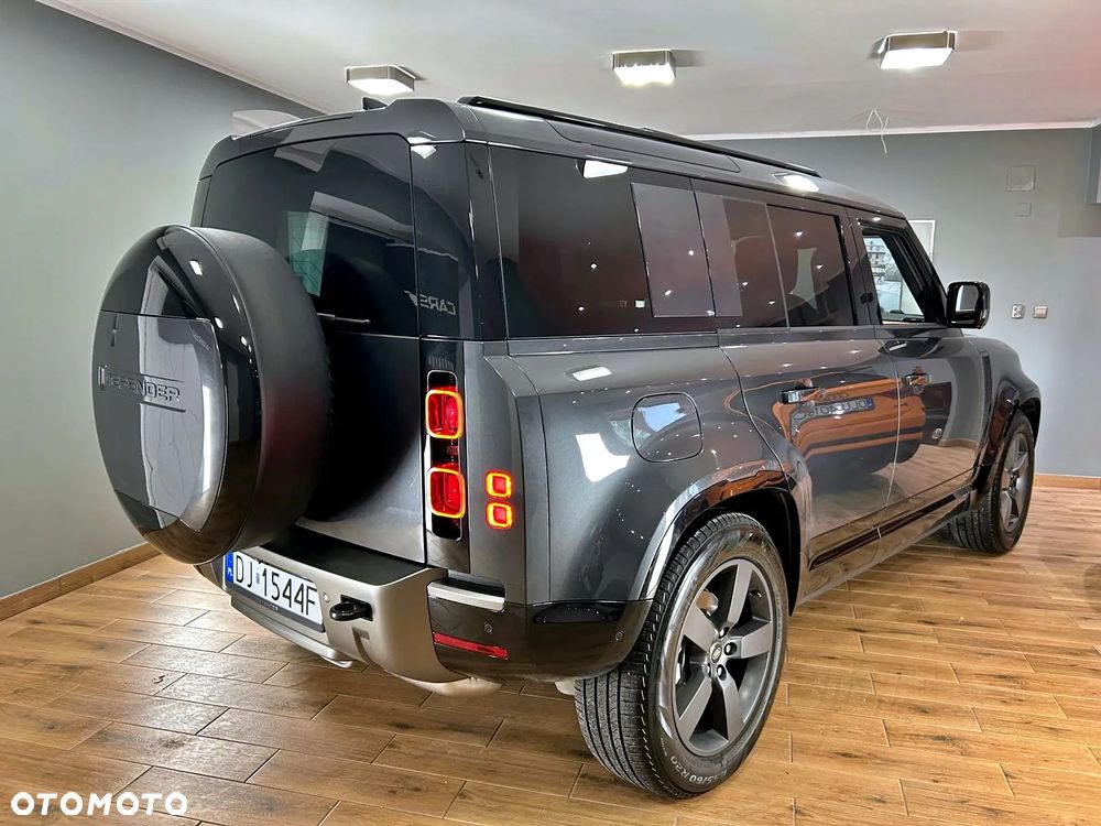 Land Rover Defender 3.0 D250 mHEV X-Dynamic HSE - 19