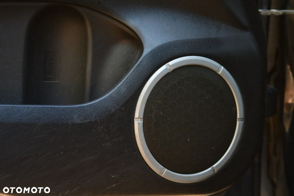 Suzuki Grand Vitara 1.9 DDiS - 16