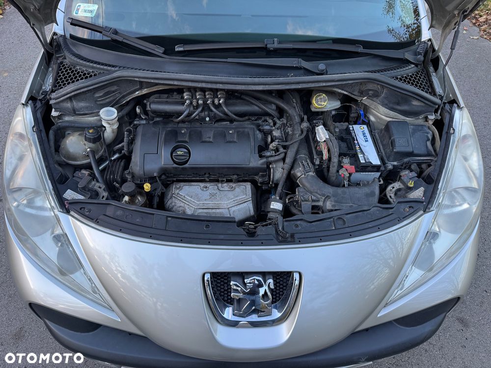 Peugeot 207 1.4 16V Trendy - 12