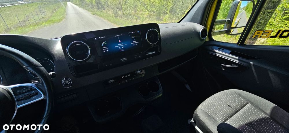 Mercedes-Benz Sprinter - 27
