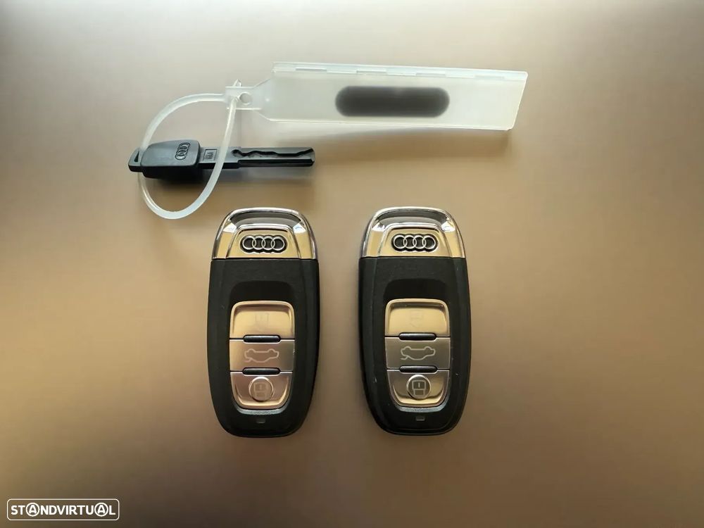 Audi A6 Allroad 3.0 TDi quattro S tronic - 25