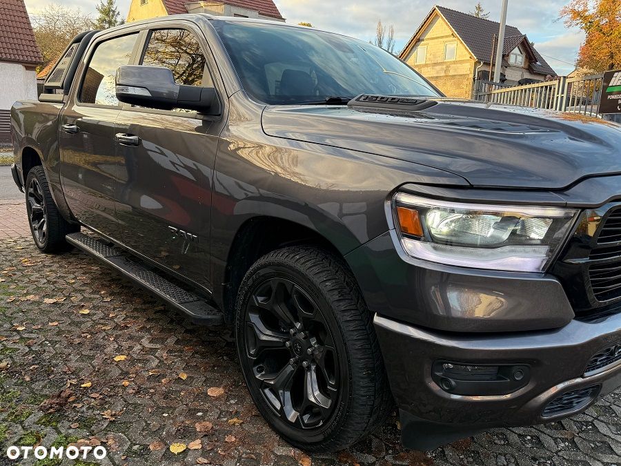 RAM 1500 Crew Cab Sport - 5