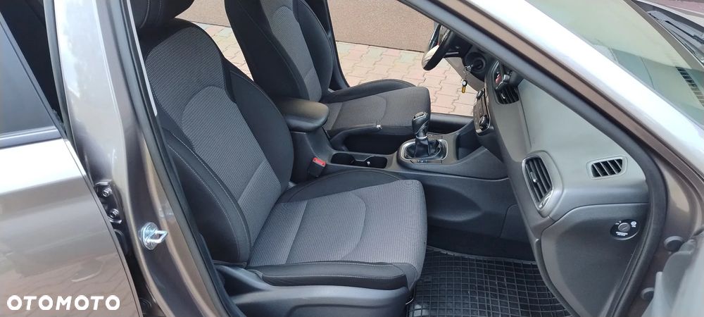 Hyundai i30 1.5 DPI Comfort - 17