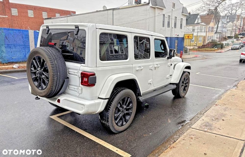 Jeep Wrangler Unlimited 3.6 Automatik Sahara - 4