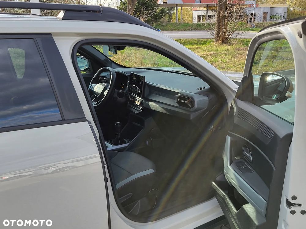 Dacia Duster 1.2 TCe mHEV Extreme 4x4 - 6