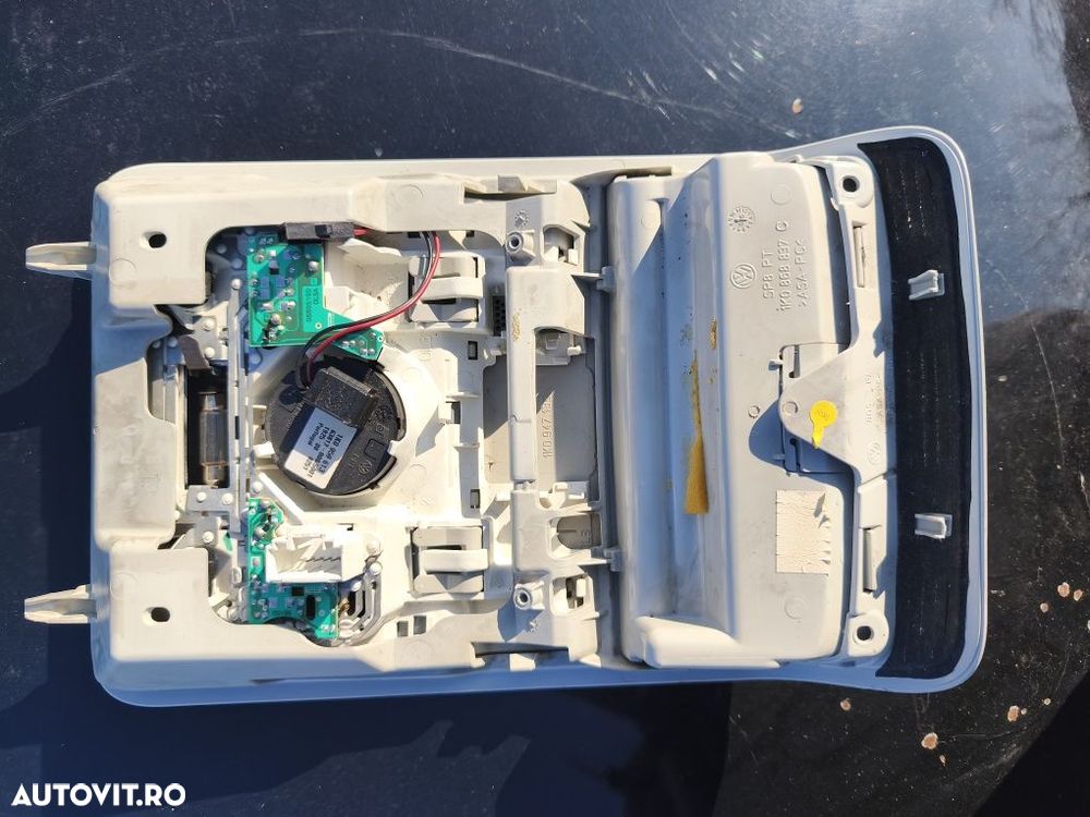 Plafonieră cu buton trapă Volkswagen Passat B6 - 3