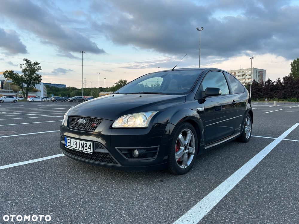 Ford Focus ST - 8