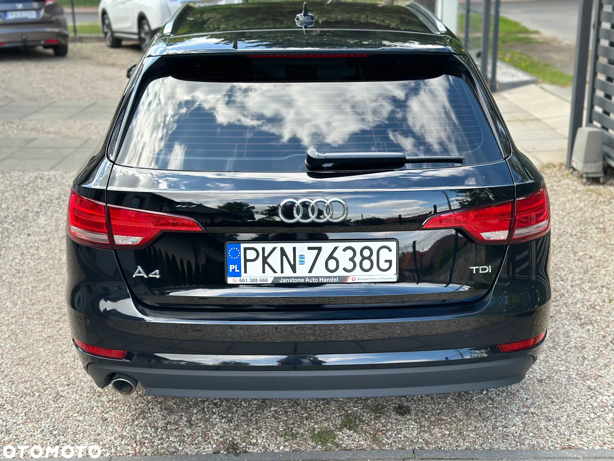 Audi A4 Avant 2.0 TDI - 13