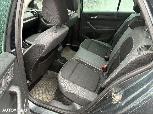 Skoda Fabia 1.0 TSI Ambition - 7