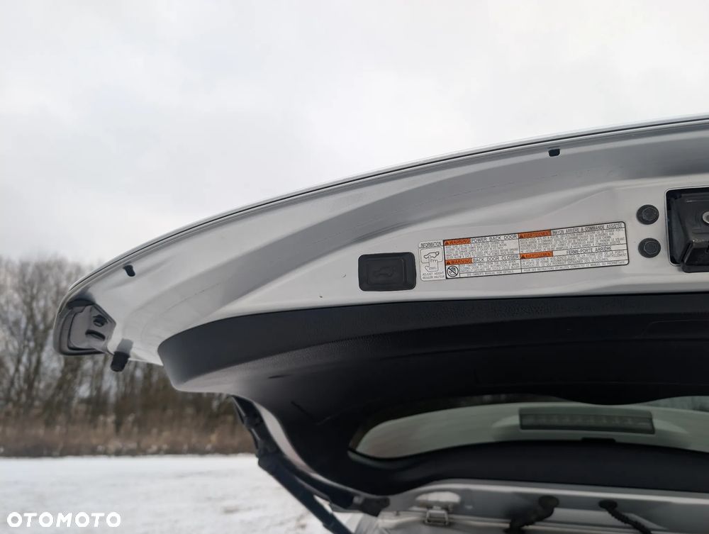 Toyota RAV4 2.0 D-4D Premium - 25