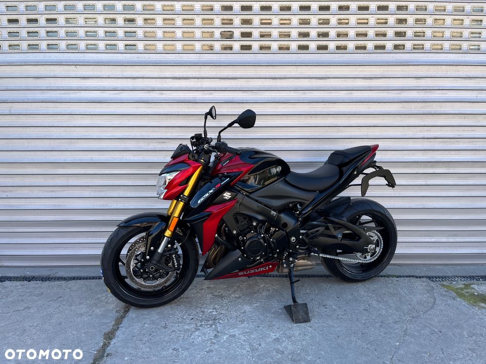 Suzuki GSX 1000 - 36