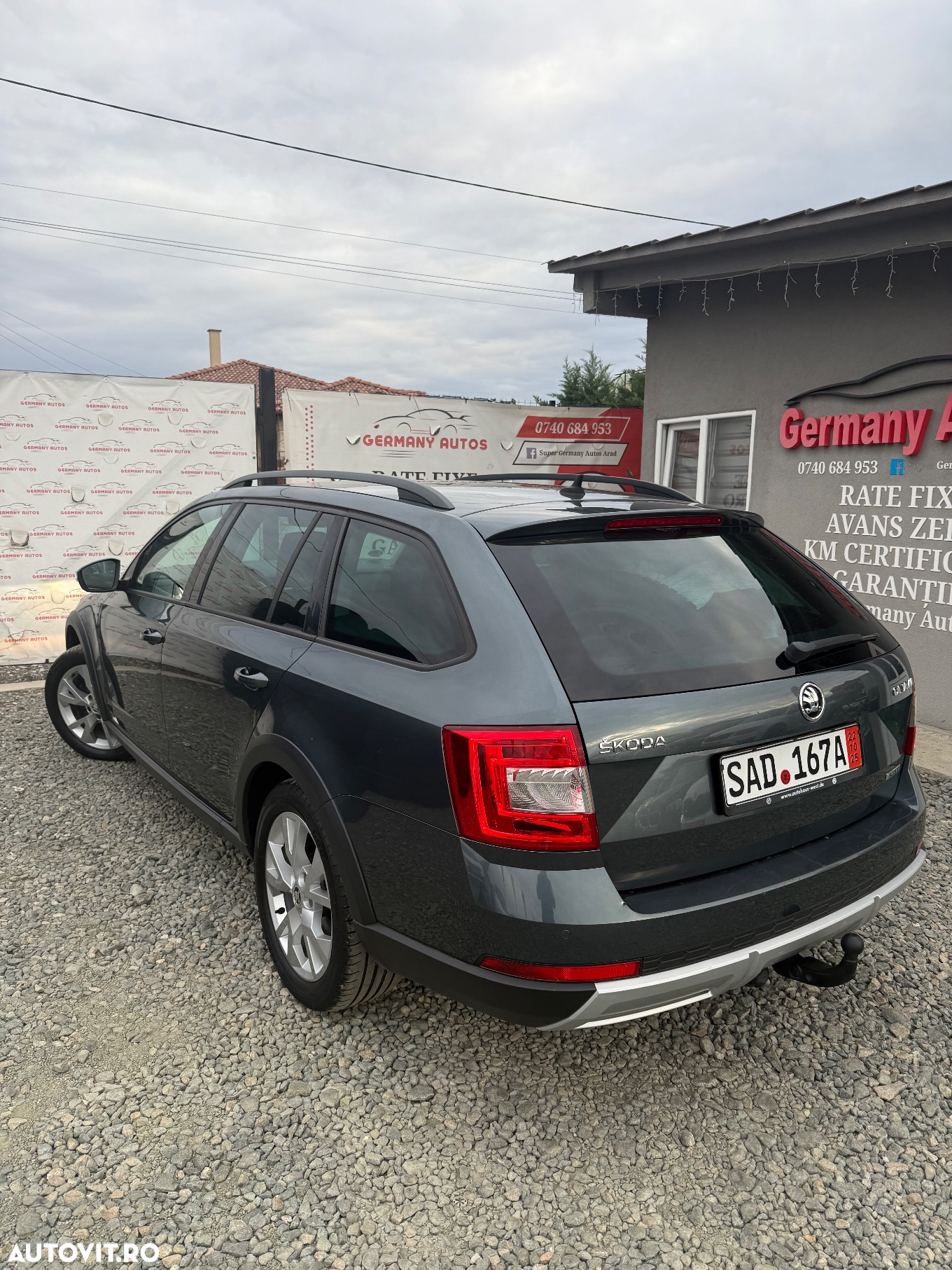 Skoda Octavia 2.0 TDI 4x4 Scout - 3