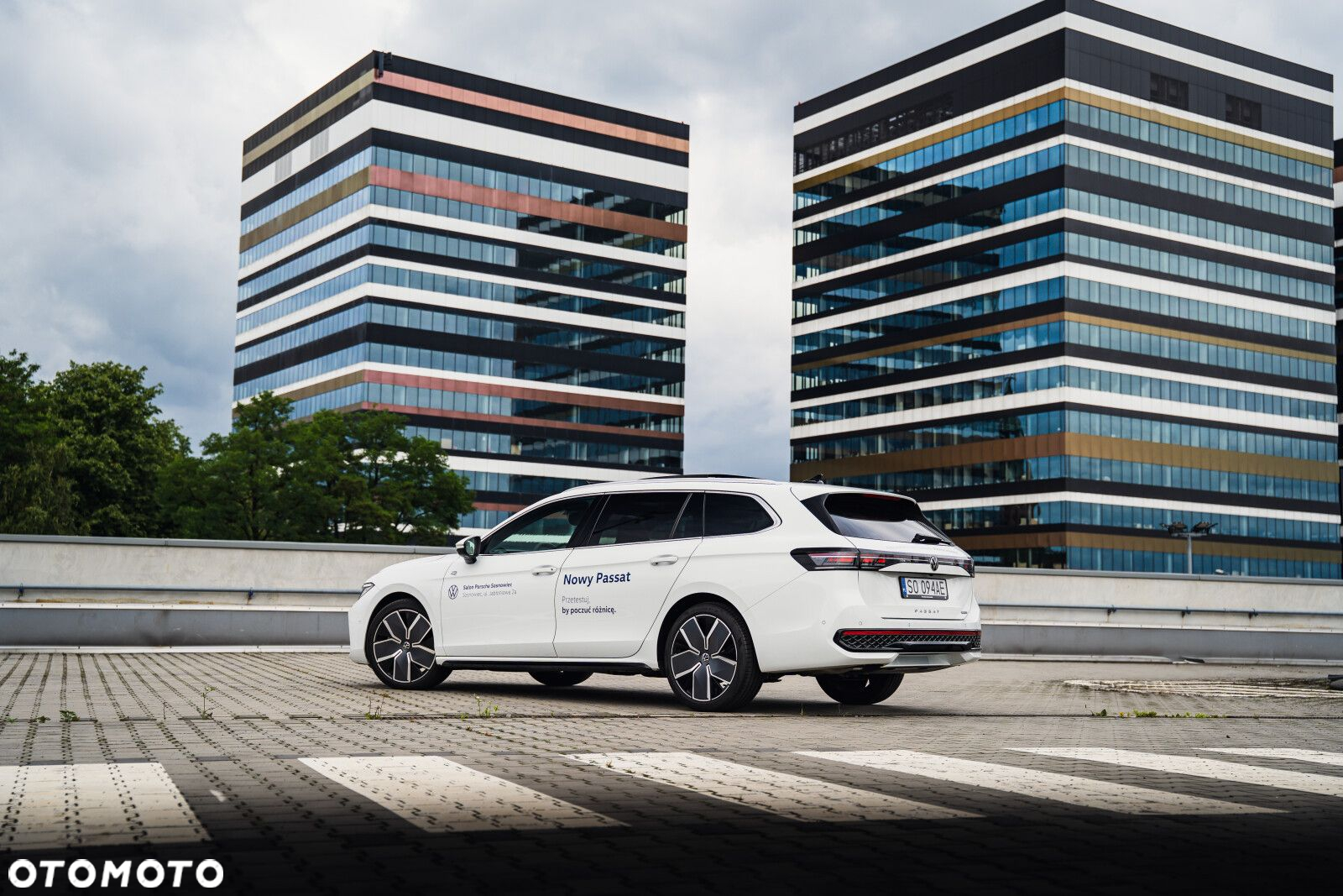Volkswagen Passat - 2
