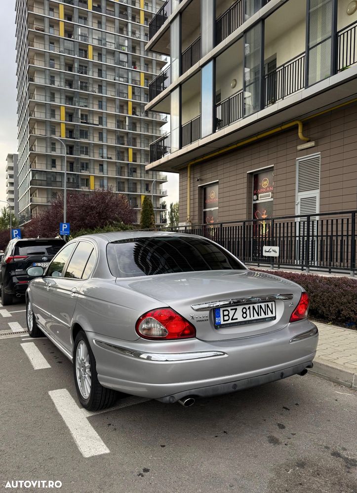 Jaguar X-Type - 5