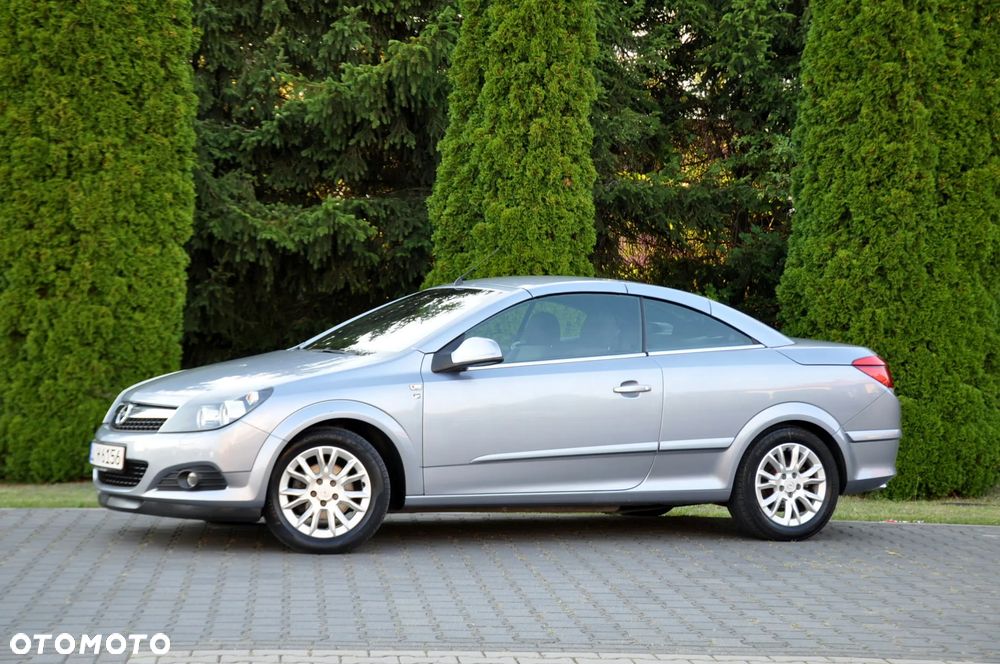 Opel Astra 1.6 Edition 111 Jahre - 13