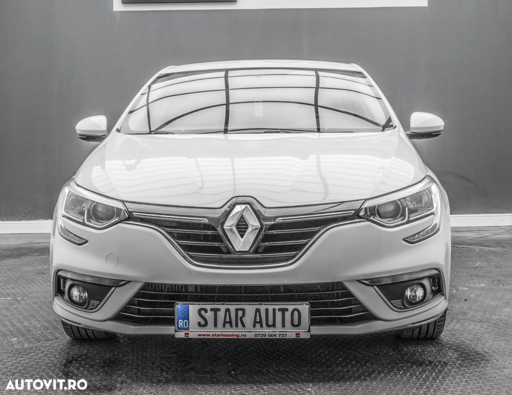 Renault Megane TCe 140 GPF Equilibre - 3