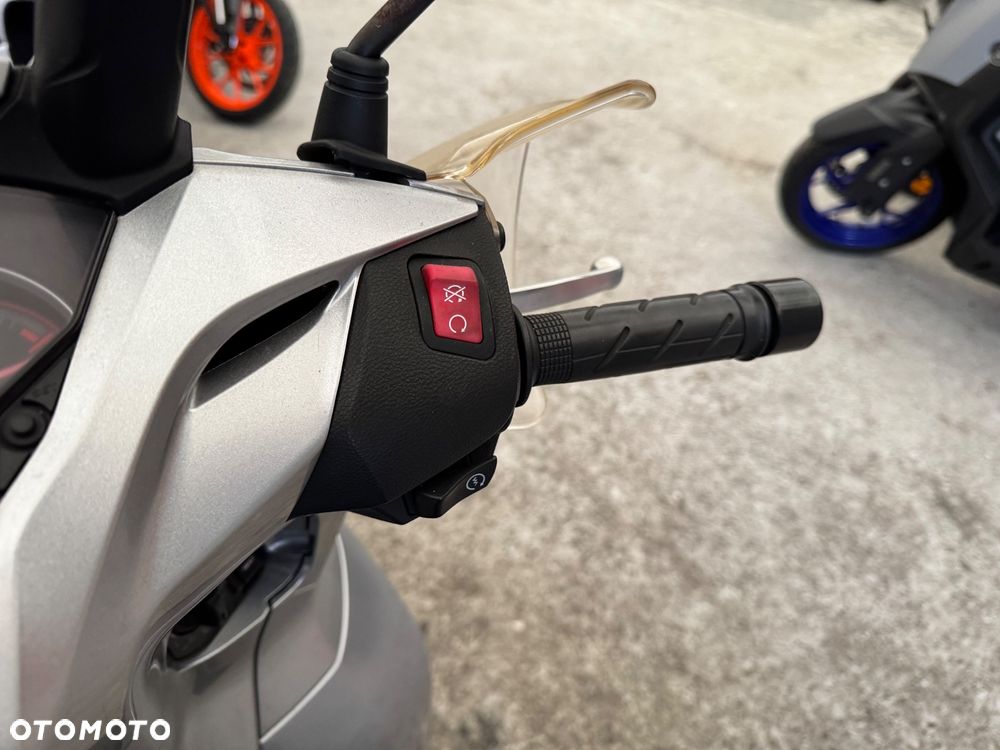 Honda SH - 21