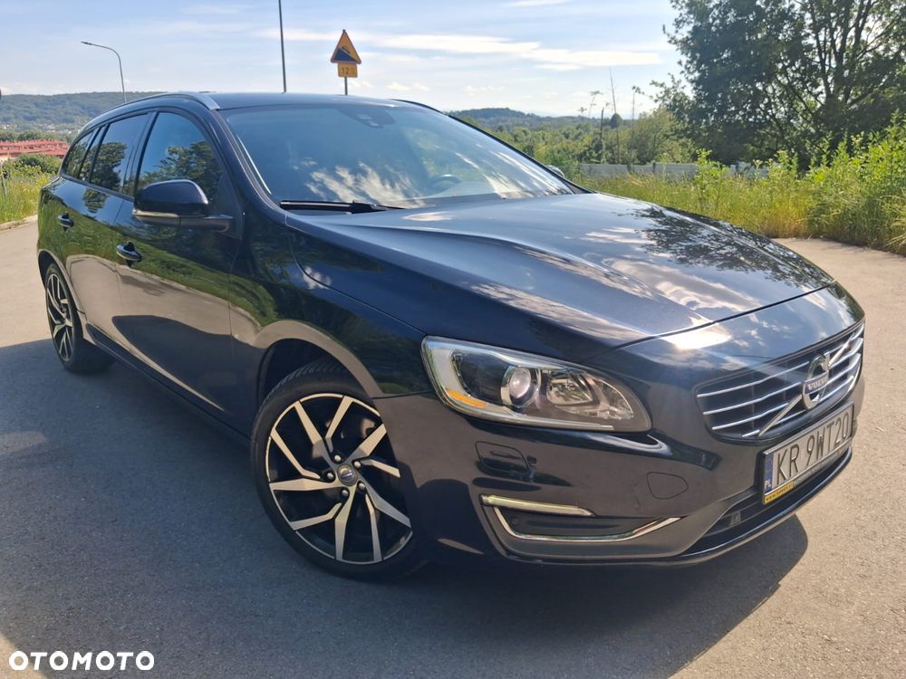 Volvo V60 D4 AWD Geartronic - 2