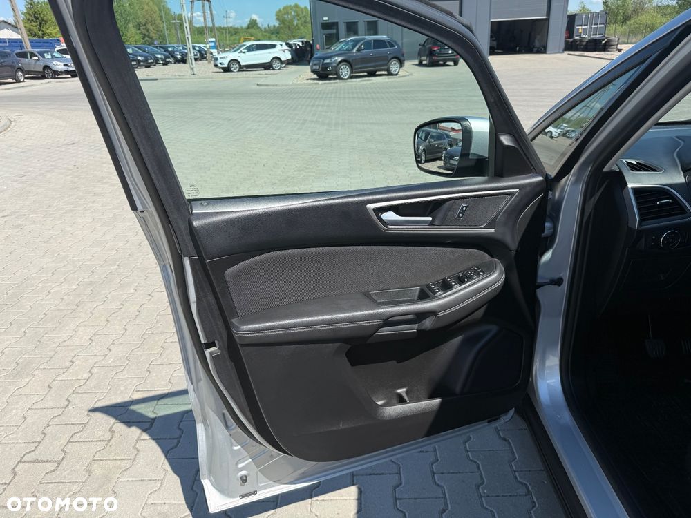 Ford S-Max 2.0 TDCi Titanium - 22
