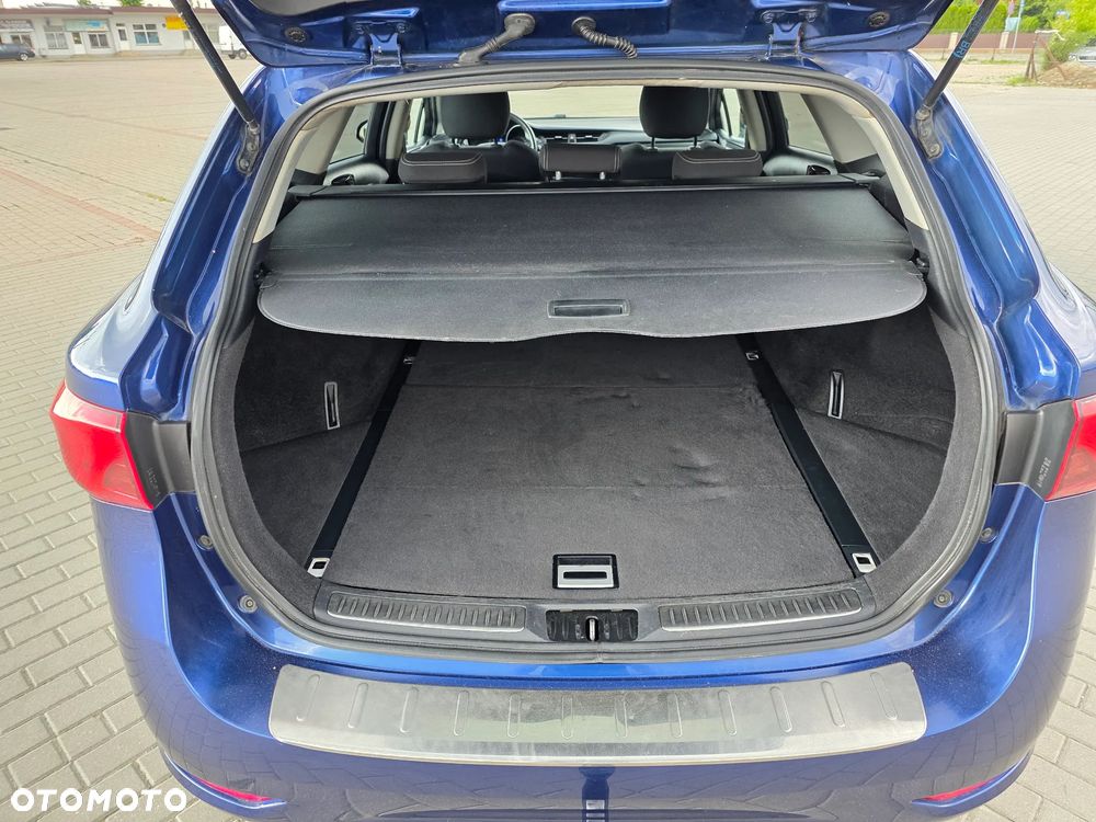 Toyota Avensis Touring Sports 1.8 Multidrive S Comfort - 11