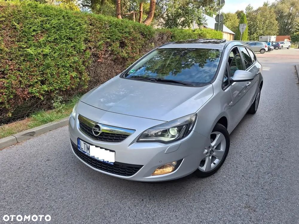 Opel Astra 1.4 Turbo Sports Tourer 150 Jahre - 1