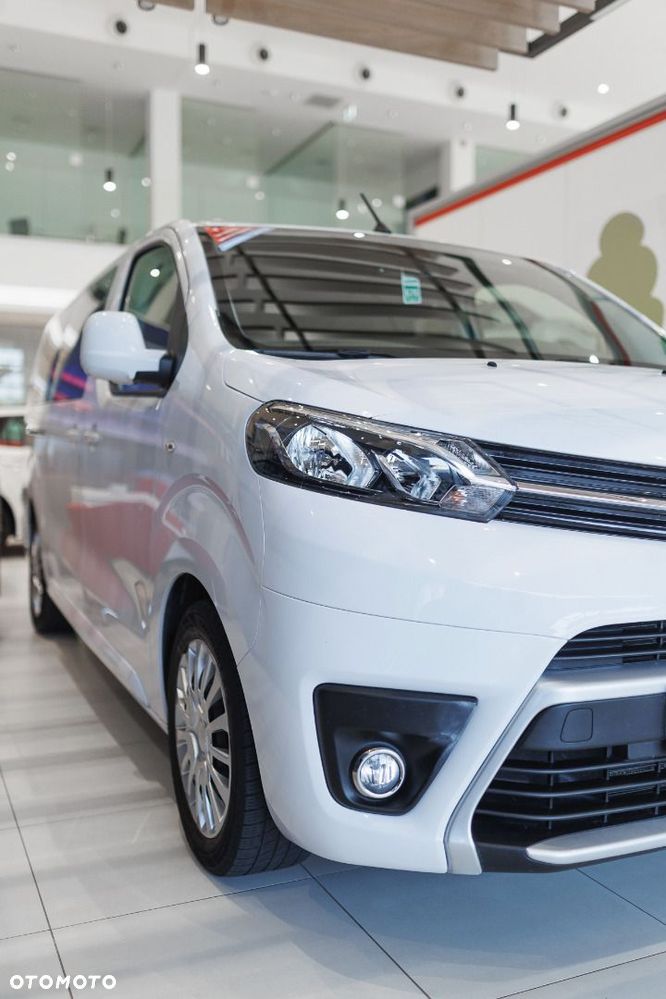 Toyota Proace Verso - 12