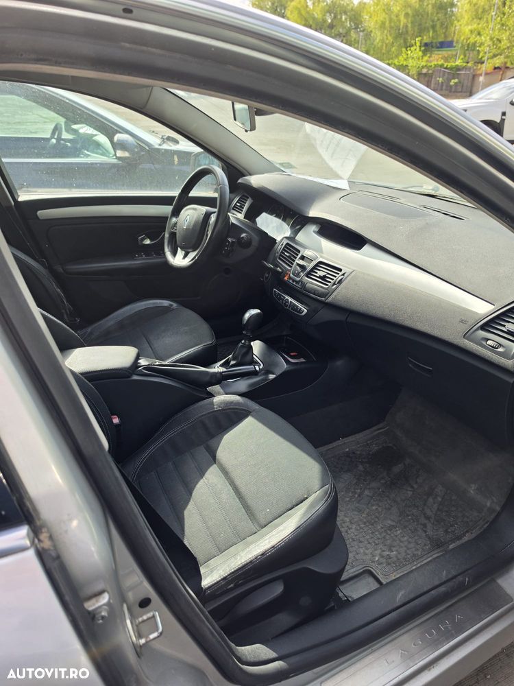 Renault Laguna 2.0 dCi Dynamique - 8