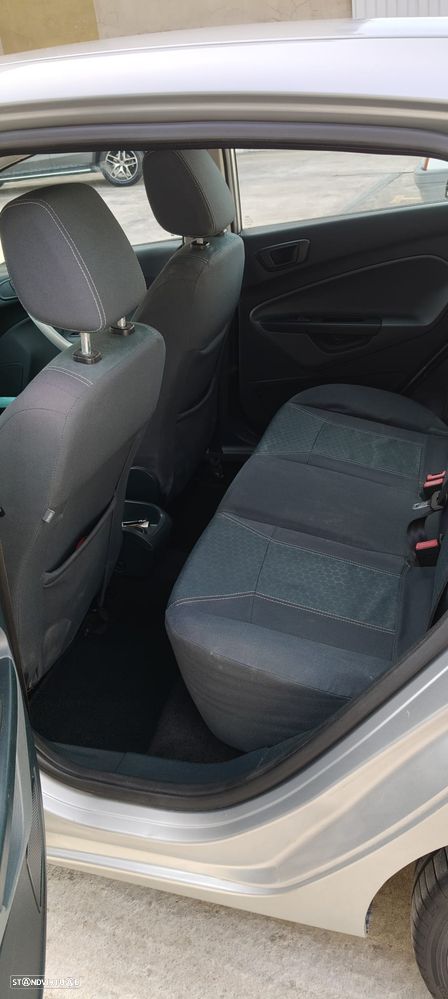 Ford Fiesta 1.4 TDCI Titanium - 3