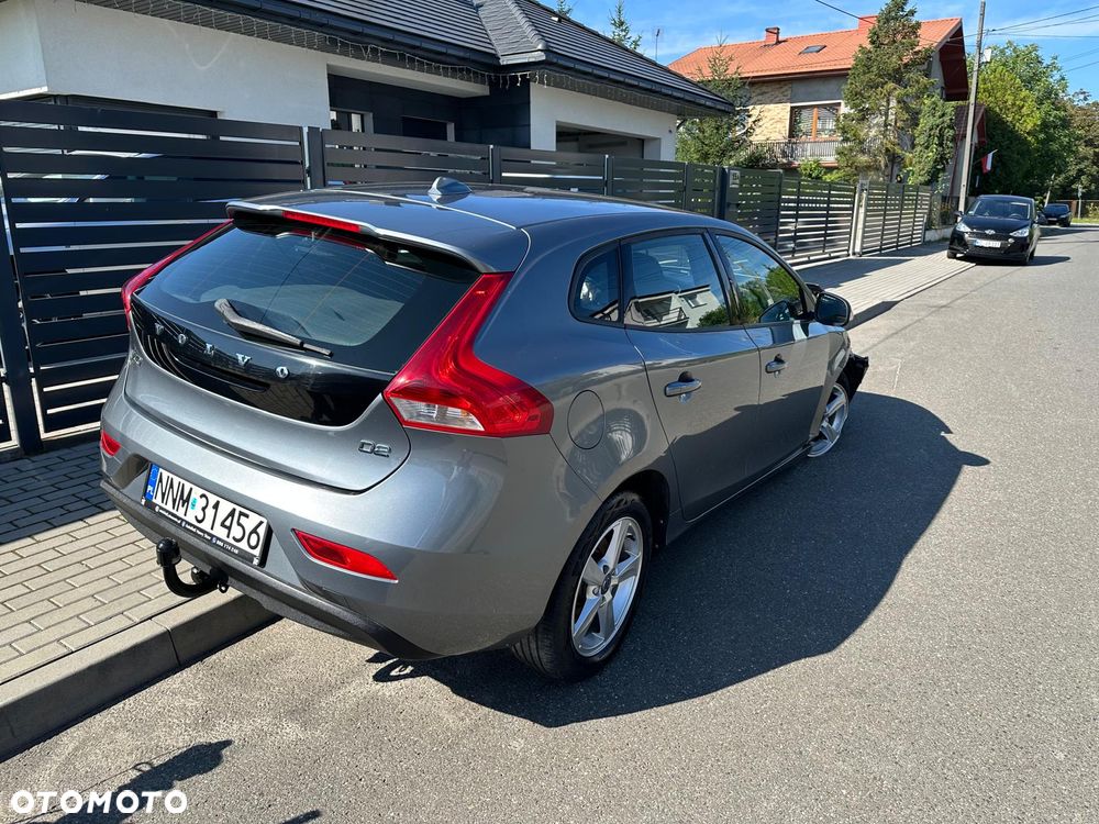 Volvo V40 D2 Drive-E SCR Momentum - 5
